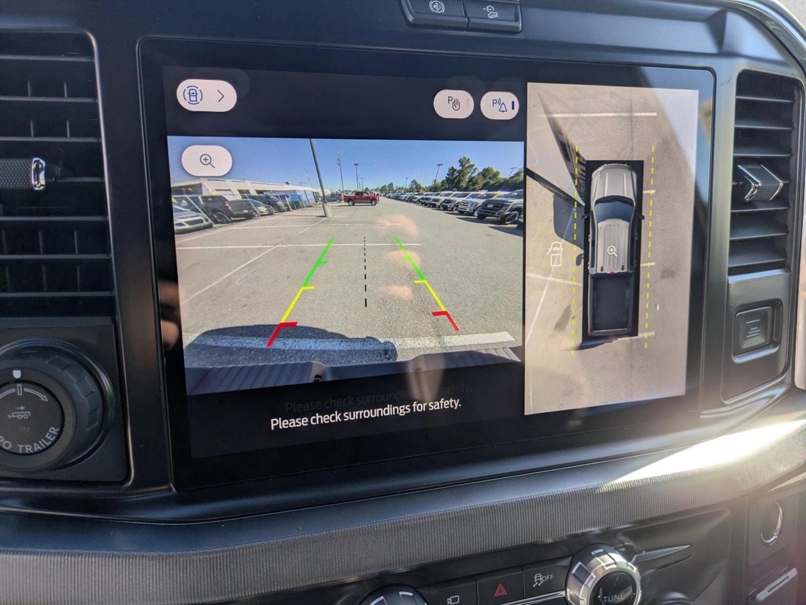 2026 Ford F-350 Super Duty Platinum - Photo 12