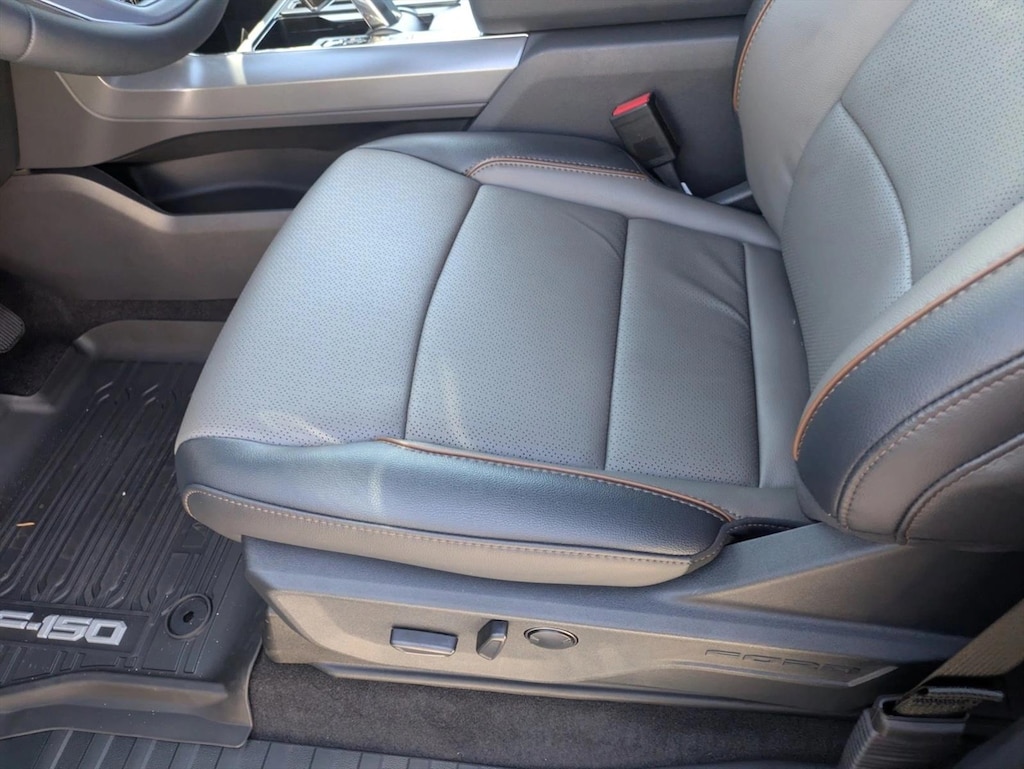 New 2026 Ford F-150 LARIAT Truck SuperCrew Cab