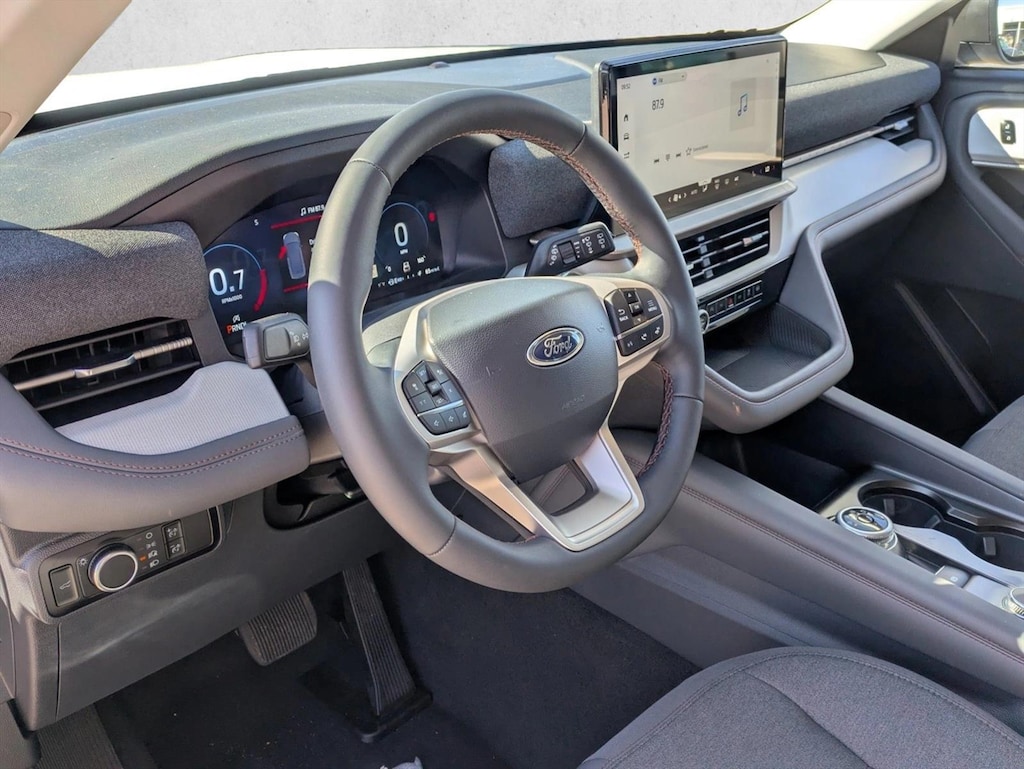 New 2026 Ford Explorer Active w/200A Pkg SUV
