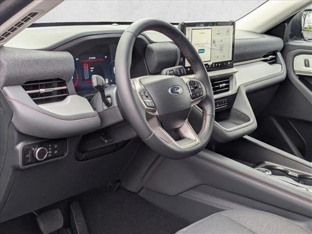 2026 Ford Explorer photo 3