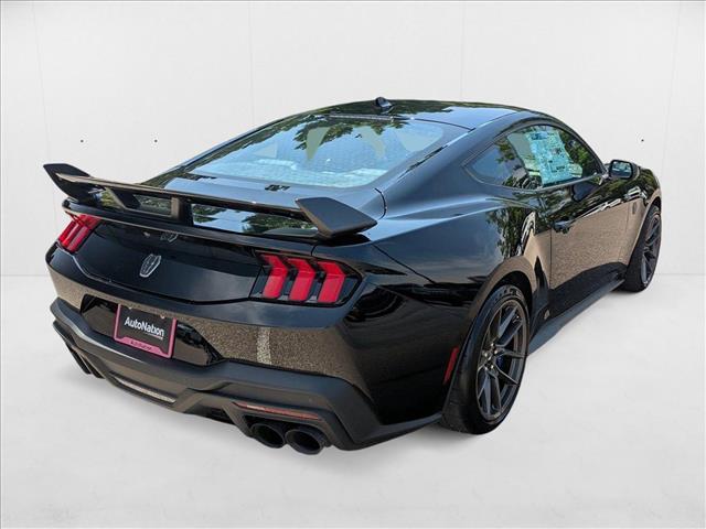 2025 Ford Mustang Dark Horse Deluxe photo 4