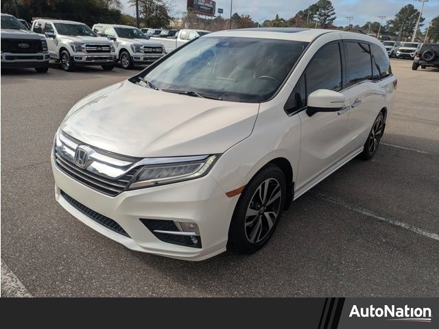 2018 Honda Odyssey Elite's photo