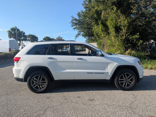 2019 Jeep Grand Cherokee Limited photo 2