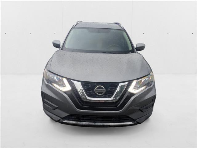 2018 Nissan Rogue SV photo 2
