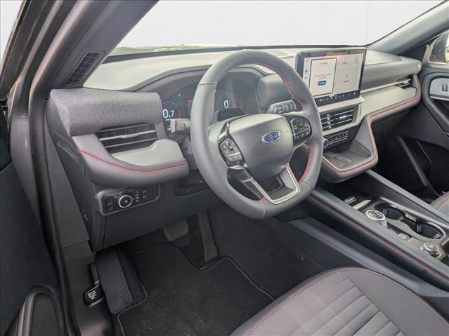 2025 Ford Explorer ST-Line photo 2
