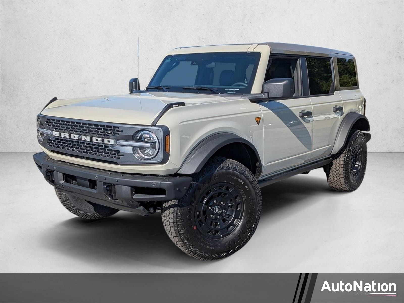 2026 Ford Bronco Badlands 4x4's photo
