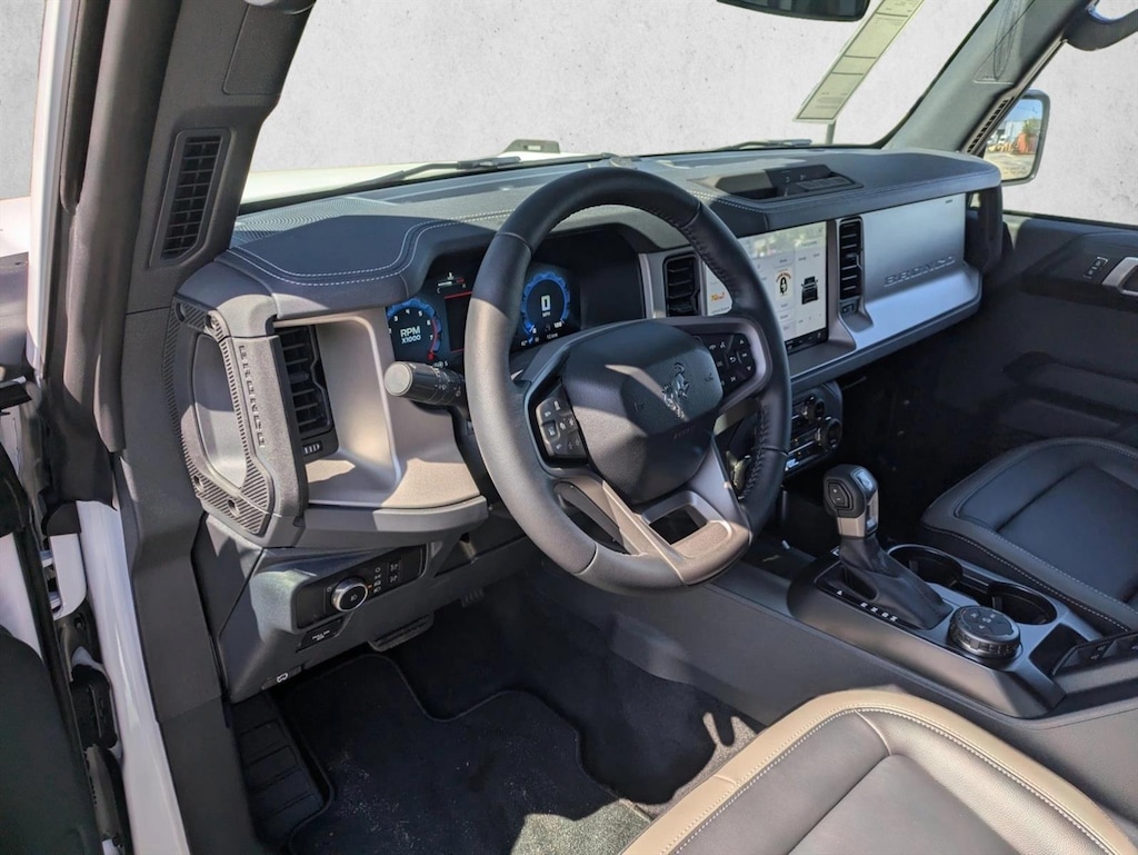 New 2026 Ford Bronco Outer Banks SUV