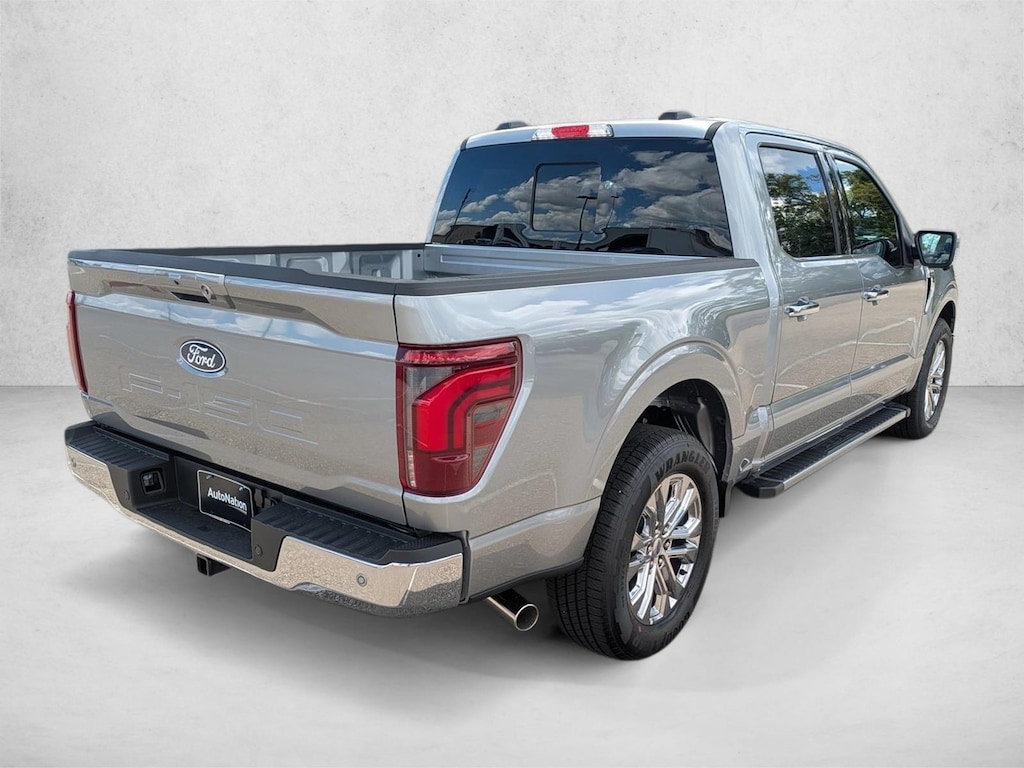 New 2026 Ford F-150 LARIAT Truck SuperCrew Cab