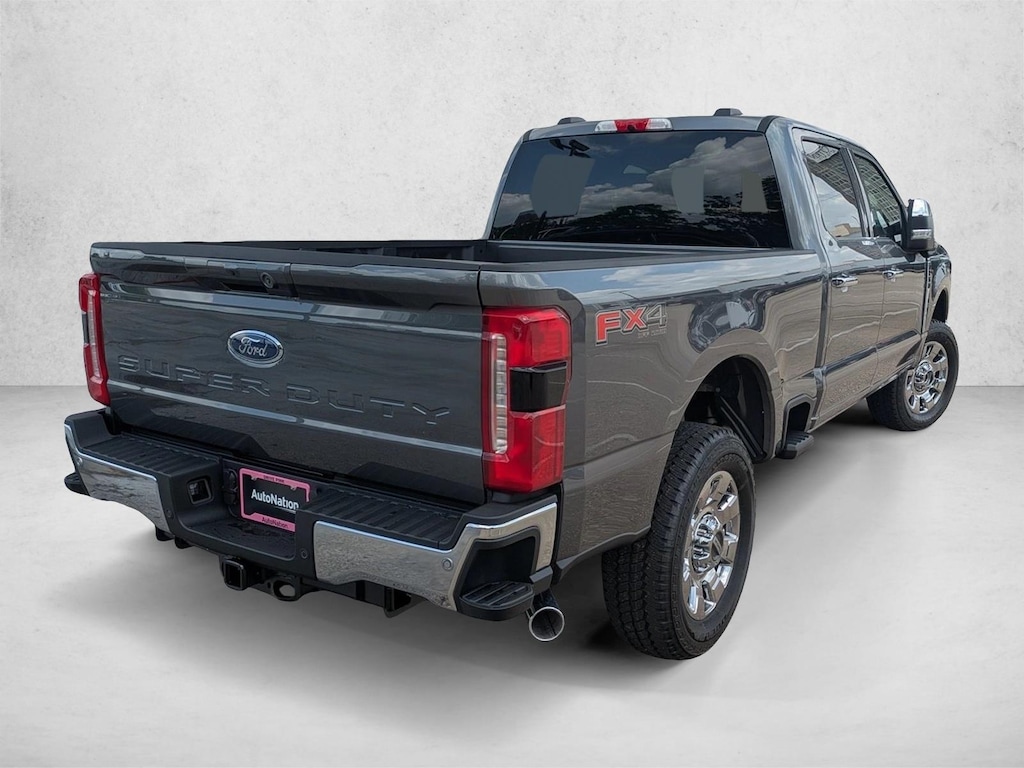 New 2026 Ford F-250 LARIAT Truck Crew Cab