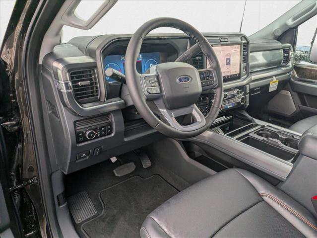 2025 Ford F-250 Lariat photo 2