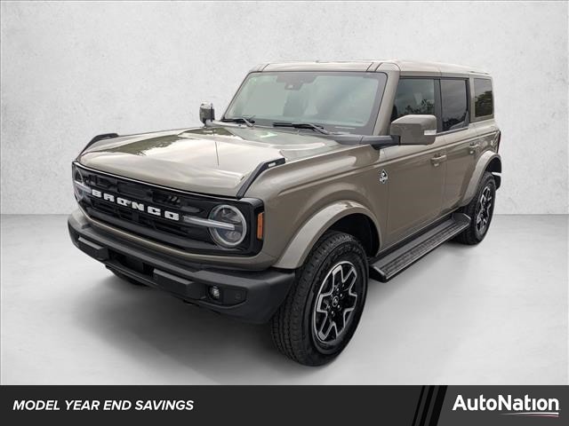2025 Ford Bronco 4-Door Outer Banks's photo