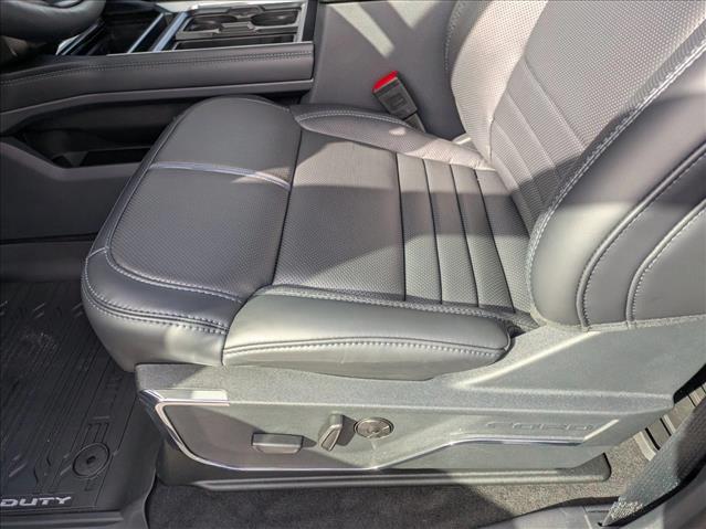 2026 Ford F-250 Platinum photo 3