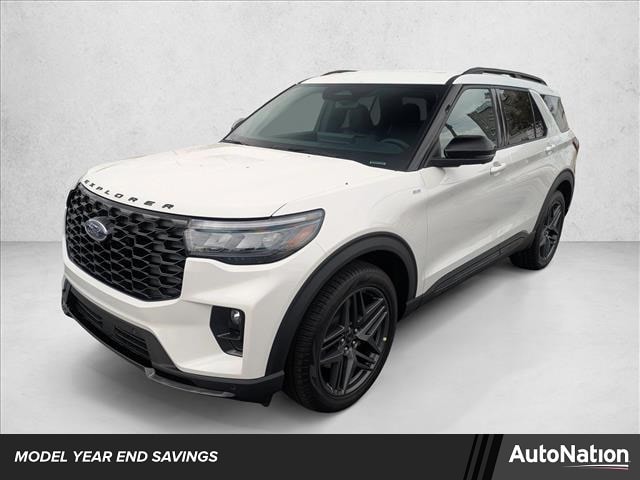 2025 Ford Explorer ST-LINE's photo