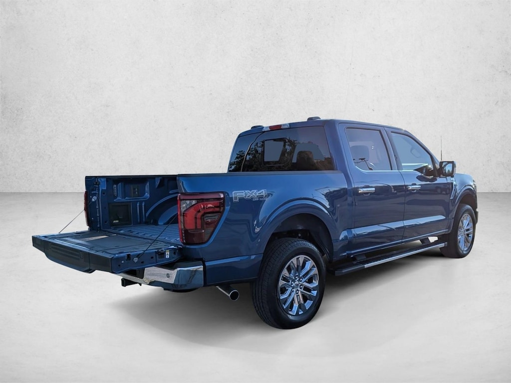 New 2025 Ford F-150 LARIAT Truck SuperCrew Cab