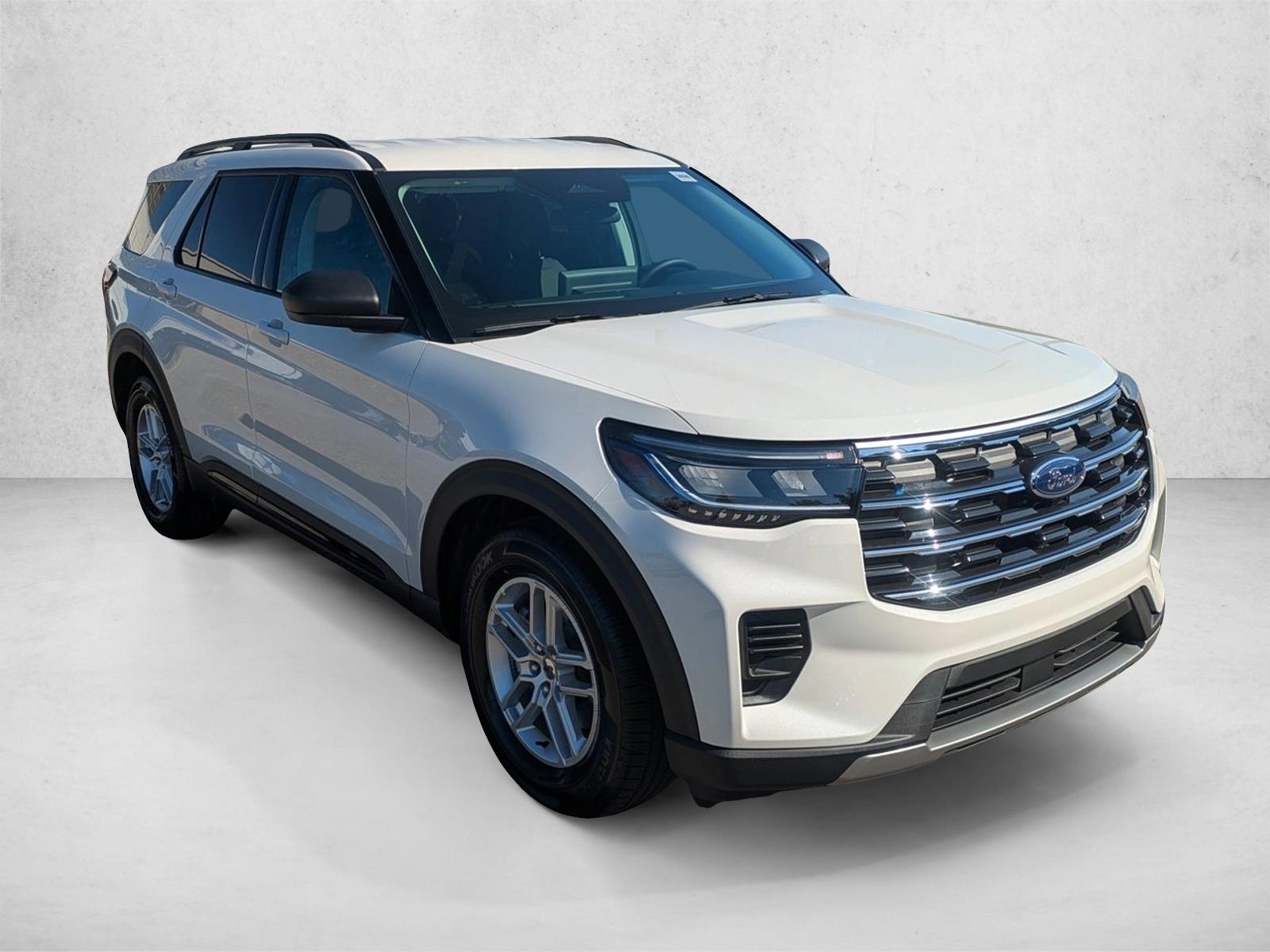2026 Ford Explorer Active - Photo 6