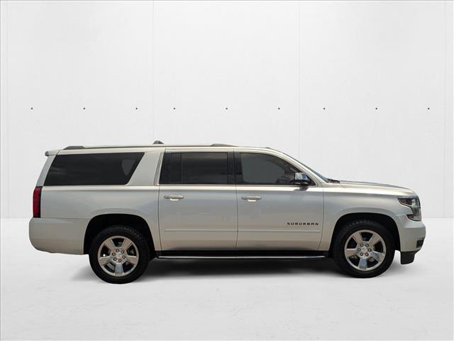 2020 Chevrolet Suburban Premier photo 4