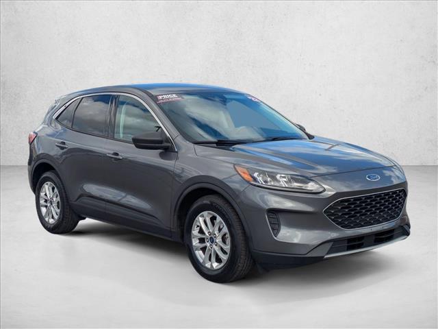 2022 Ford Escape SE photo 3