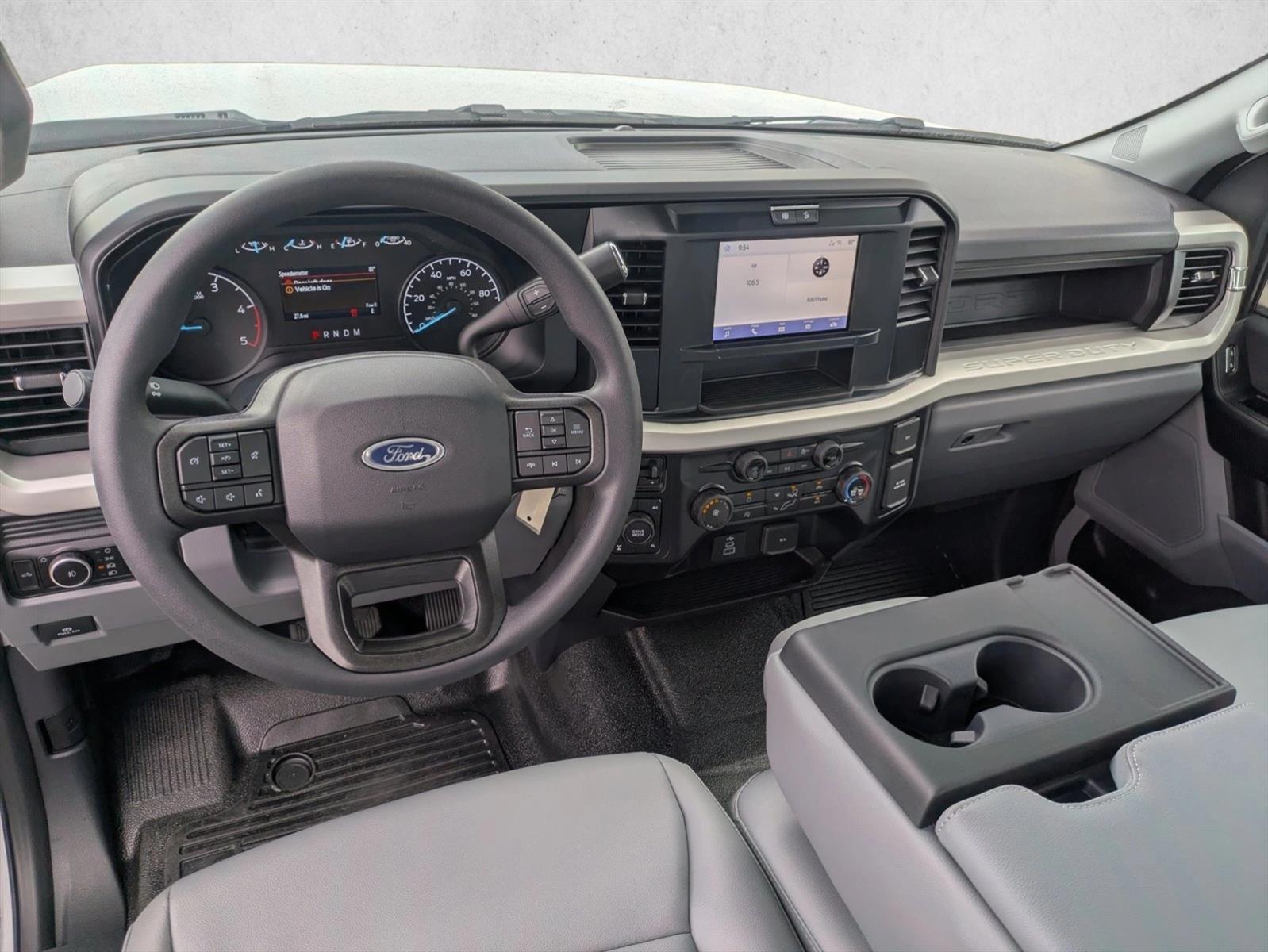 2026 Ford F-350 Super Duty XL - Photo 14