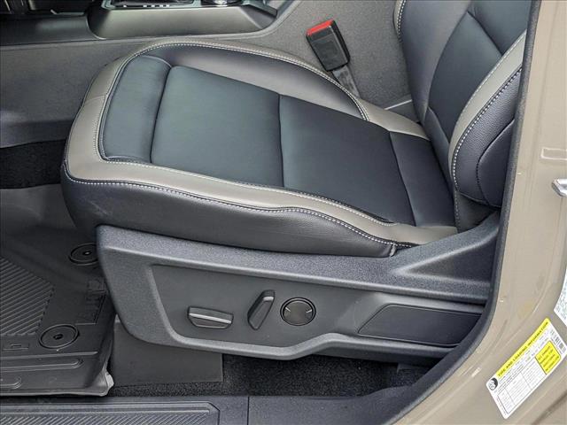 2025 Ford Bronco Outer Banks photo 4