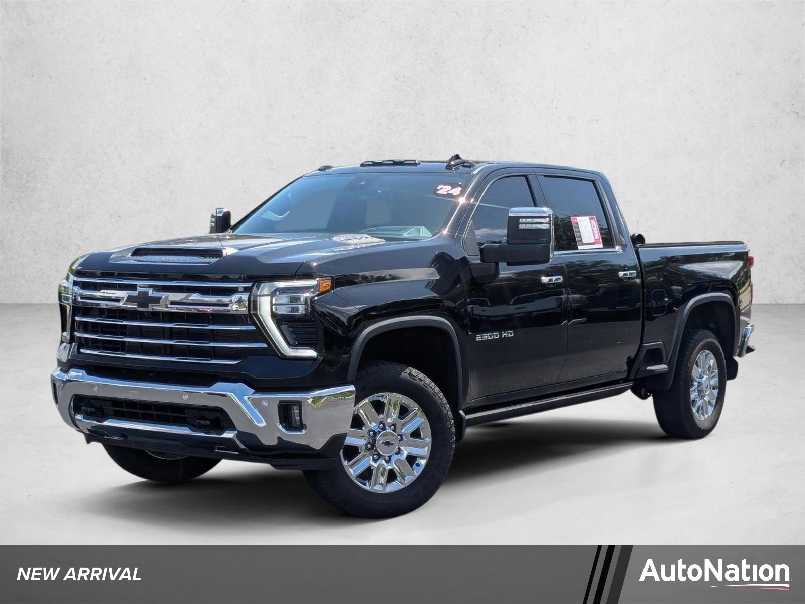 2024 Chevrolet Silverado HD LTZ Crew Cab Standard Box's photo