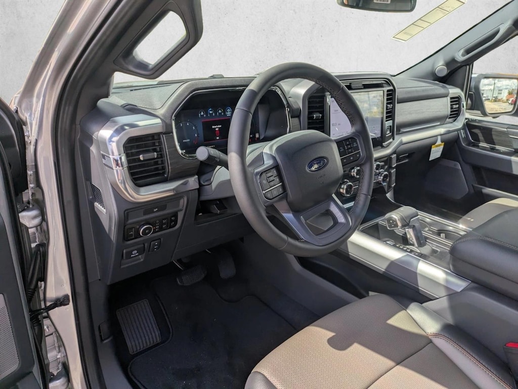 New 2026 Ford F-150 LARIAT Truck SuperCrew Cab
