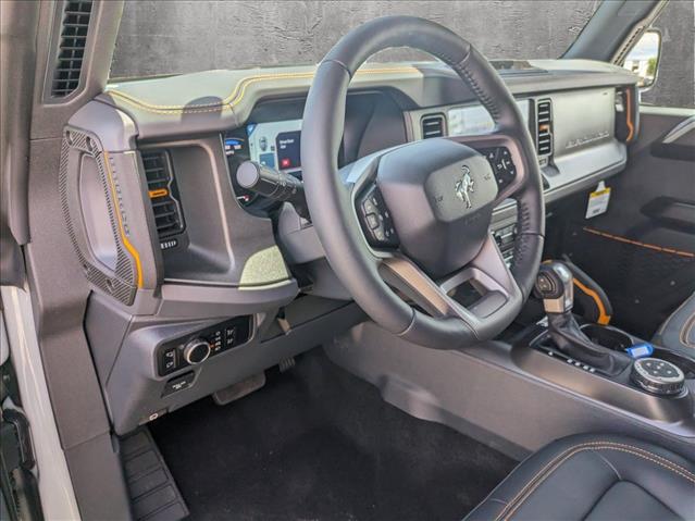 2024 Ford Bronco Badlands photo 3
