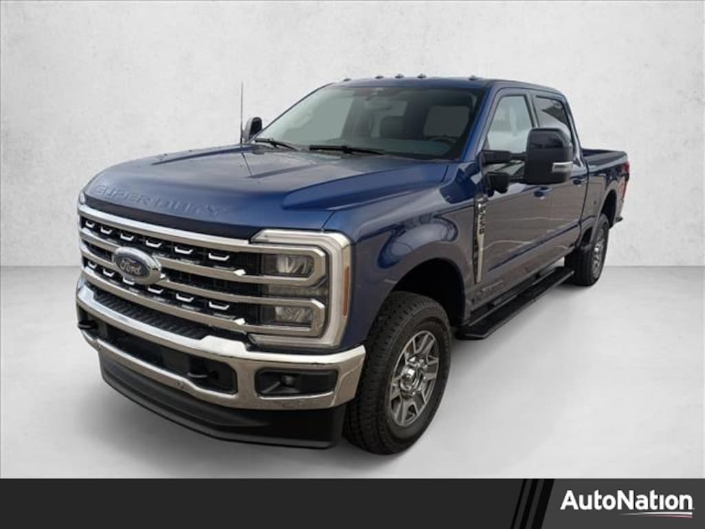 New 2026 Ford F-250 LARIAT Truck Crew Cab