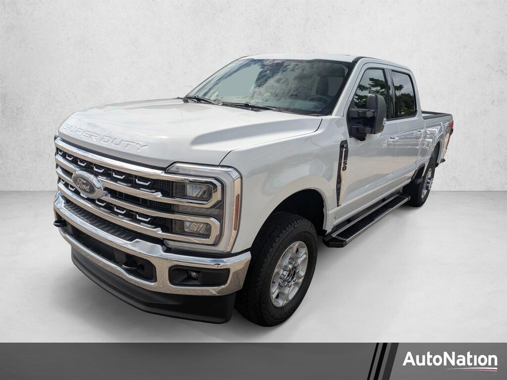 New 2026 Ford F-250 XLT Truck Crew Cab