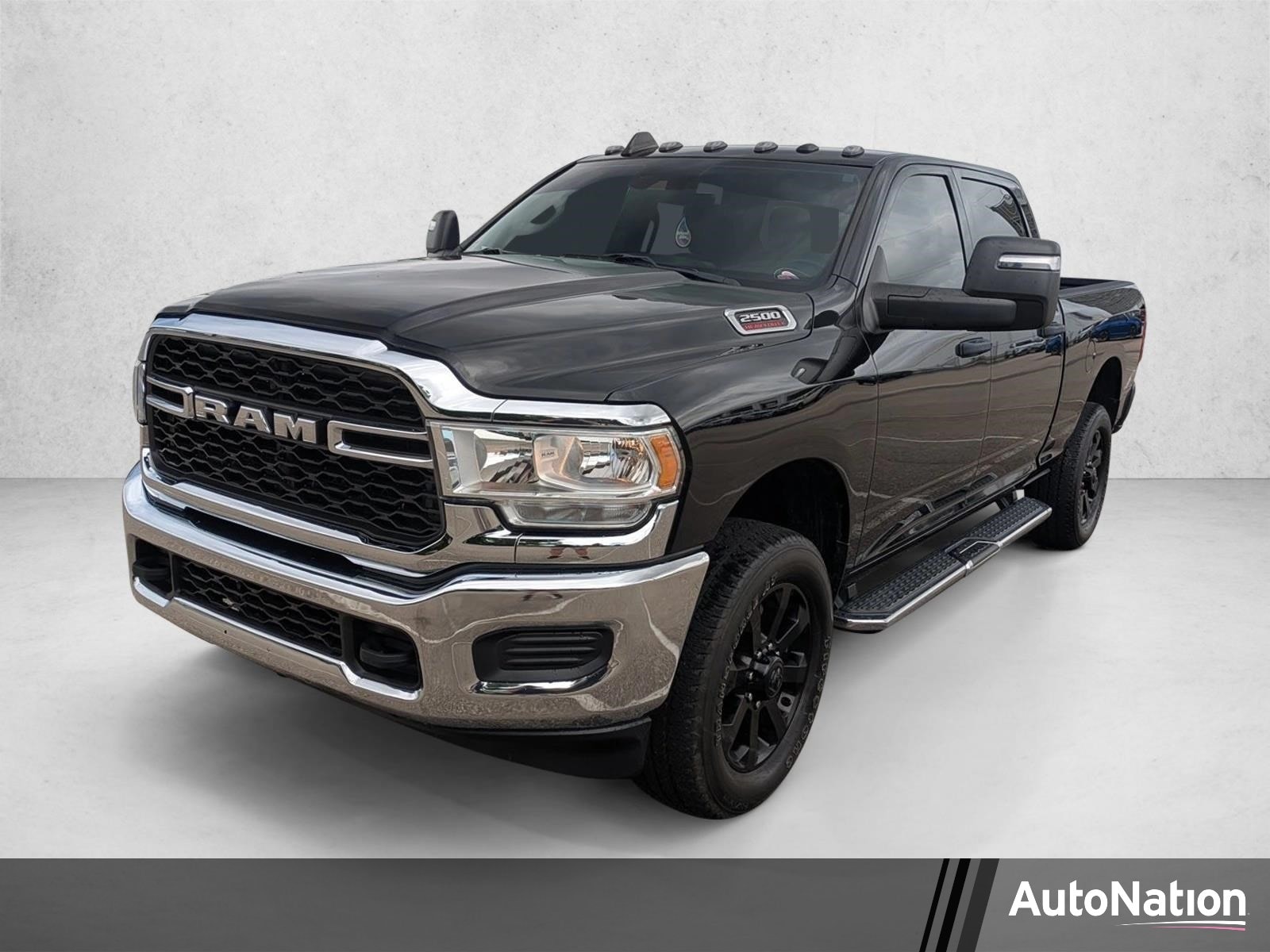 2023 RAM 2500 Tradesman 4X4 Crew Cab SWB's photo