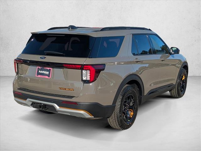 2026 Ford Explorer photo 3