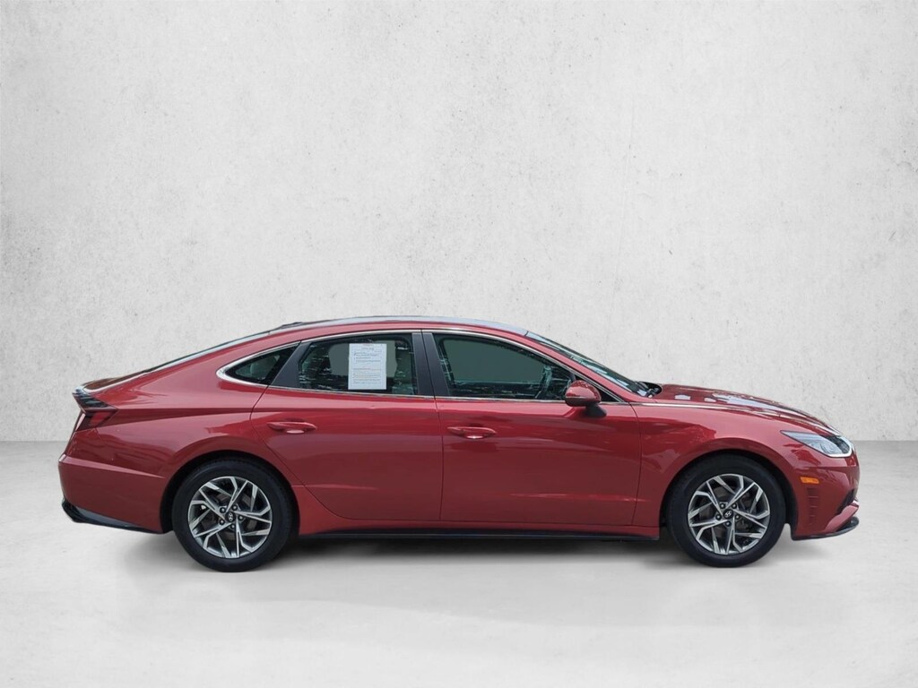 Used 2023 Hyundai Sonata SEL Sedan