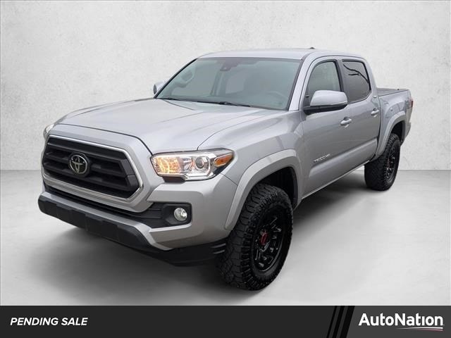 2022 Toyota Tacoma SR5's photo