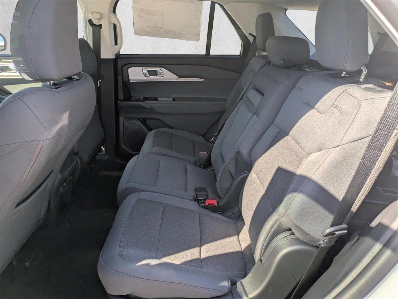 2026 Ford Explorer Active - Photo 15