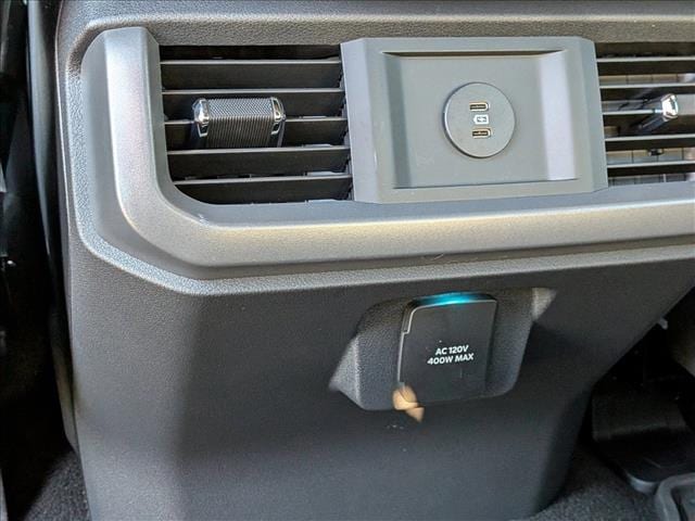 2025 Ford F-150 Lariat - Photo 17