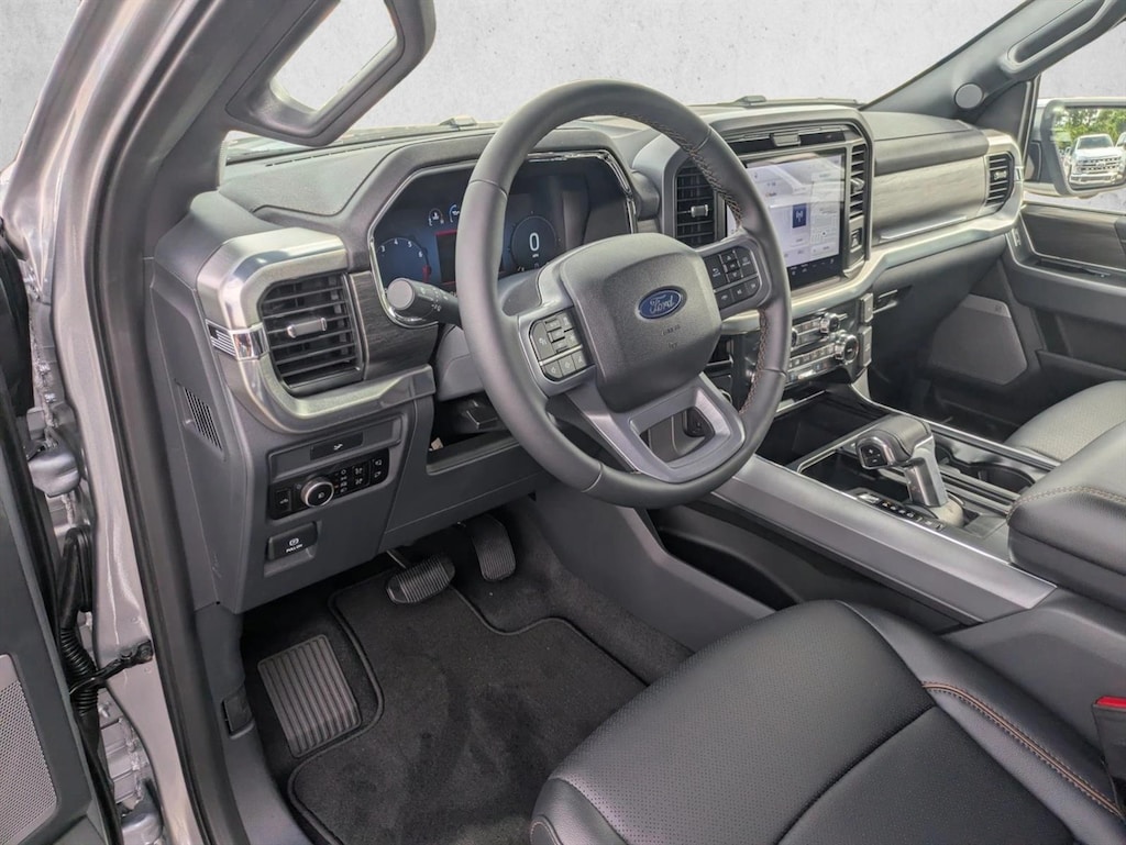 New 2026 Ford F-150 LARIAT Truck SuperCrew Cab