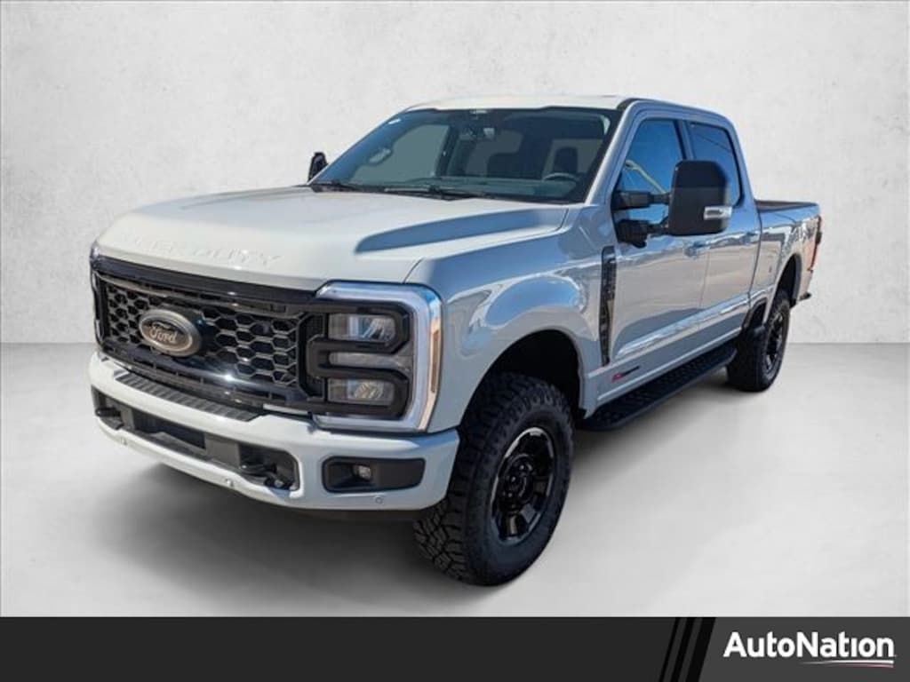 New 2025 Ford F-250 LARIAT Truck Crew Cab