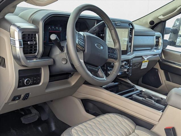 2025 Ford F-250 Platinum photo 3