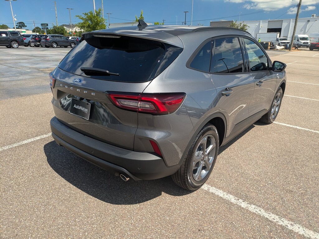 New 2026 Ford Escape ST-Line SUV