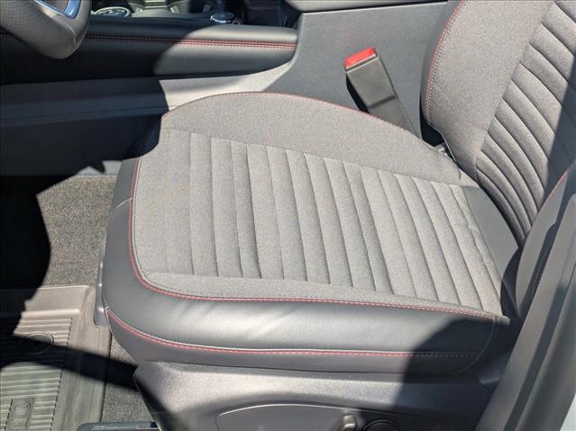 2025 Ford Explorer ST-Line photo 3
