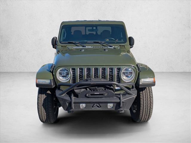 2022 Jeep Gladiator Overland photo 2