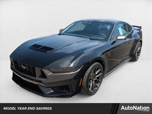 2025 Ford Mustang Dark Horse's photo