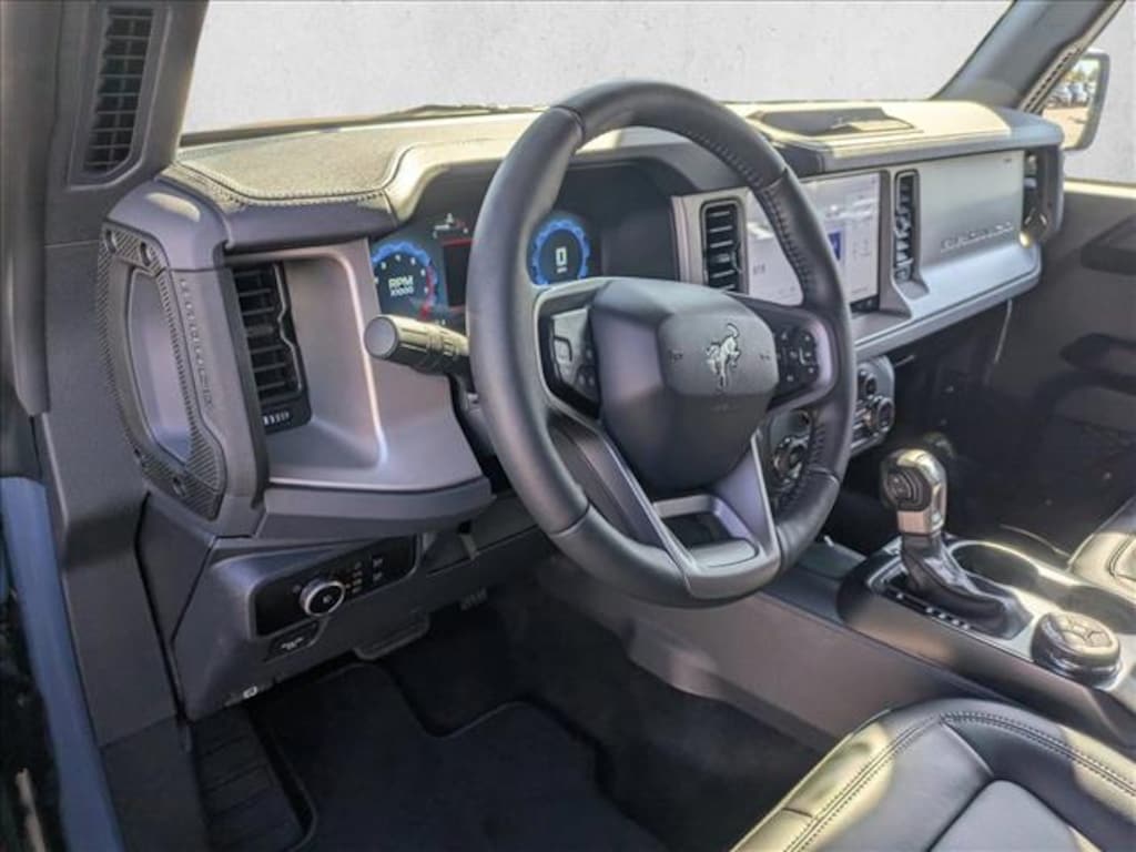 New 2025 Ford Bronco Outer Banks SUV