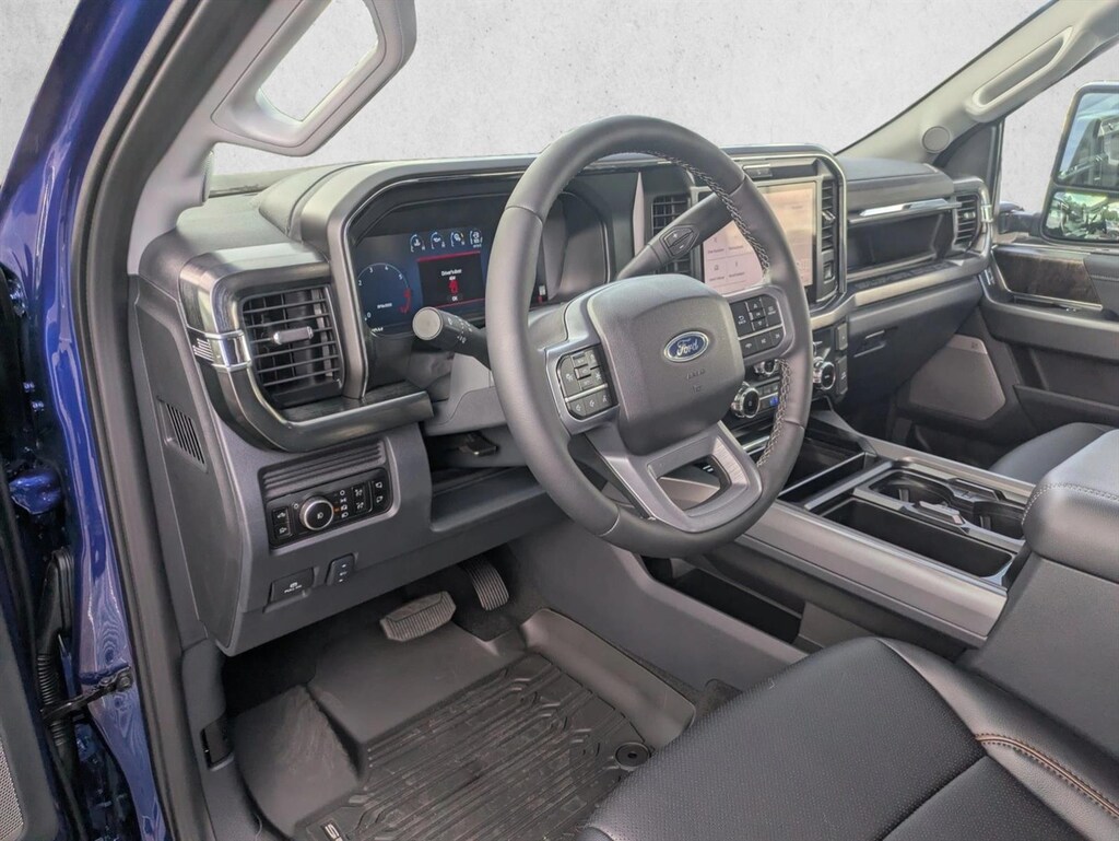 New 2026 Ford F-250 LARIAT Truck Crew Cab