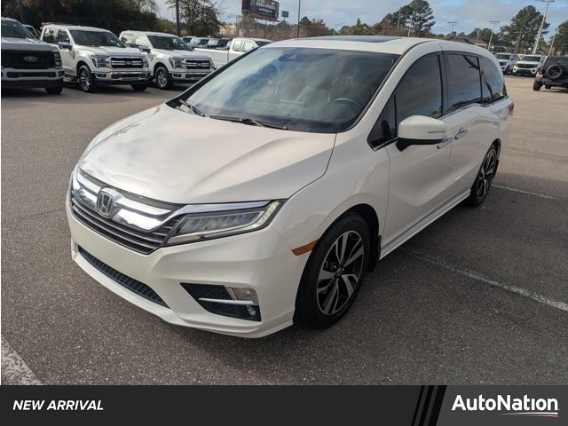 2018 Honda Odyssey Elite's photo