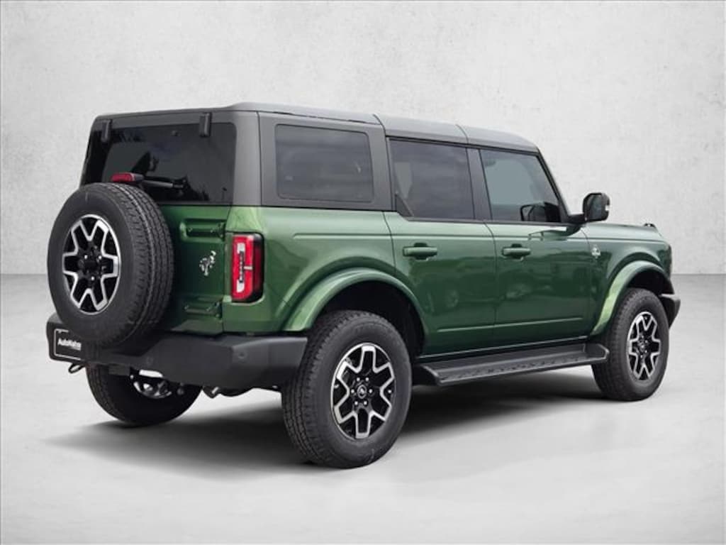 New 2025 Ford Bronco Outer Banks SUV