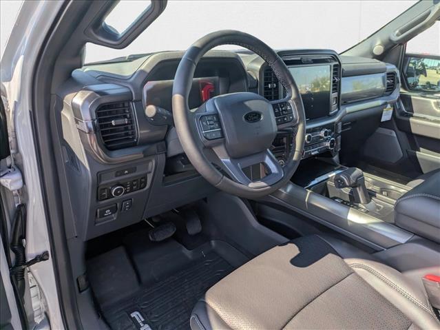 2025 Ford F-150 Lariat photo 2