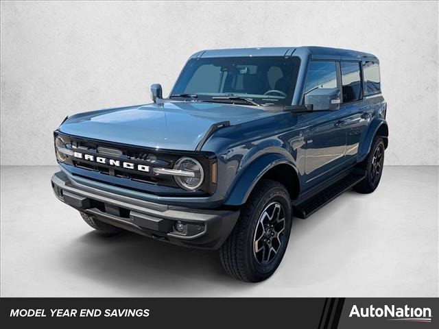 2025 Ford Bronco 4-Door Outer Banks's photo