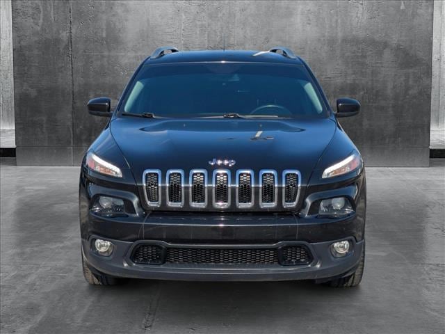 Used 2016 Jeep Cherokee Latitude with VIN 1C4PJLCB5GW376632 for sale in Mobile, AL