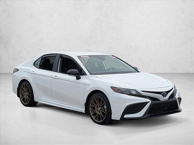 2024 Toyota Camry SE photo 2
