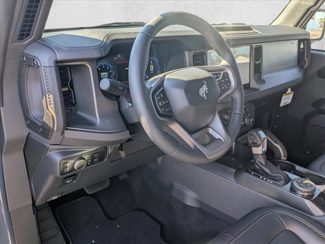 2025 Ford Bronco Badlands photo 2
